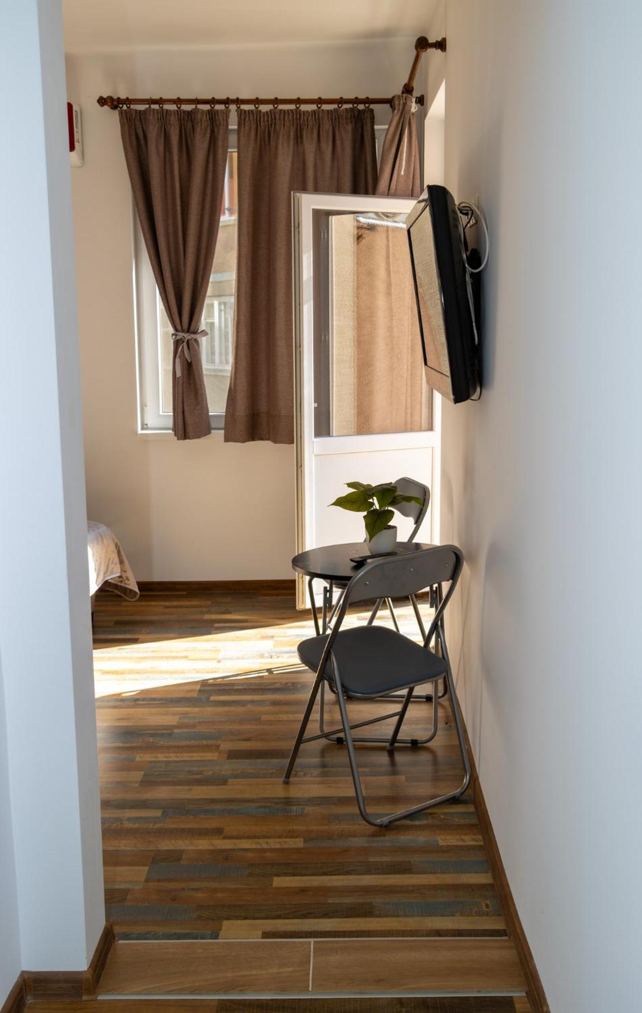 Navial 1 Hotel Gabrovo Kültér fotó