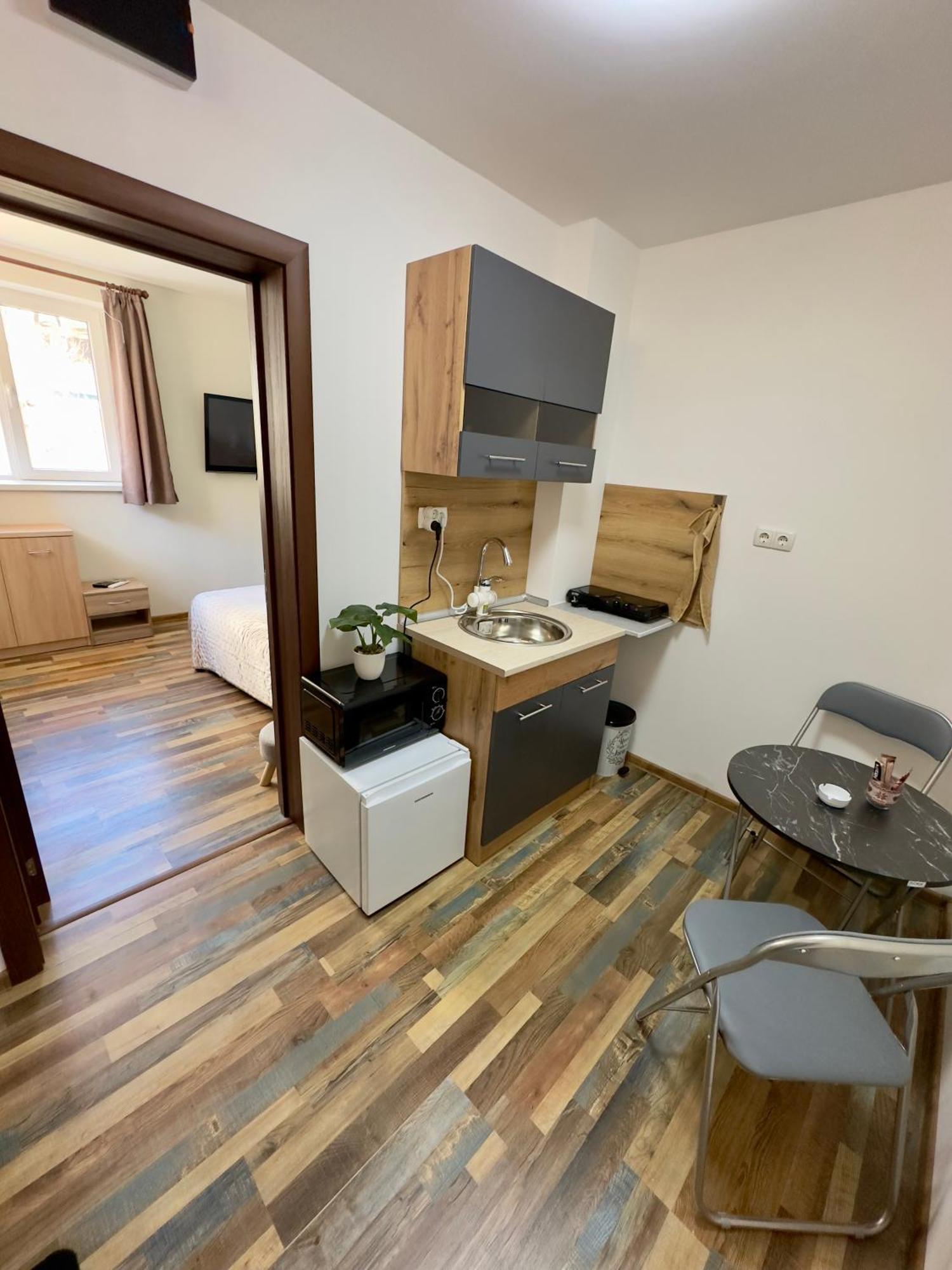 Navial 1 Hotel Gabrovo Kültér fotó